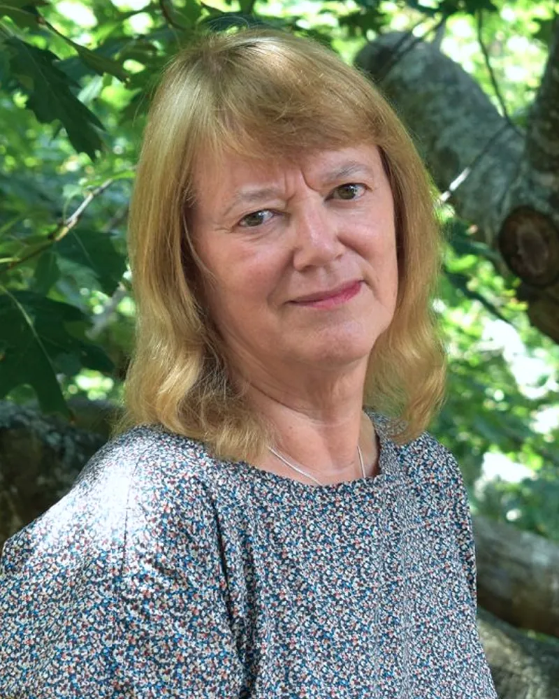 Nicola Hoggard Creegan